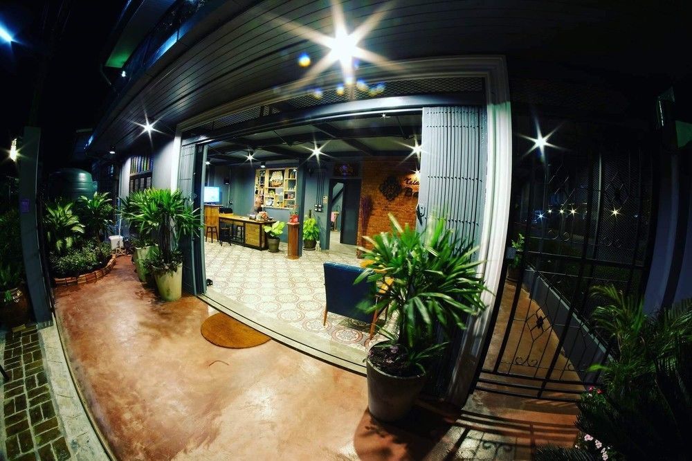Talardkao Balcony * Krabi town