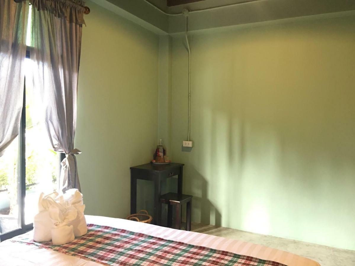 Talardkao Balcony Hostel